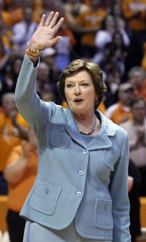 Book review: Pat Summitt shines when detailing early struggles in 'Sum