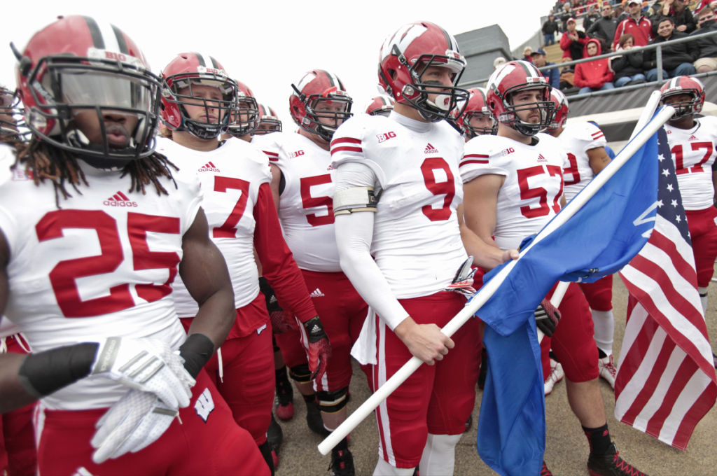 Photos: Wisconsin Badgers 34, Purdue Boilermakers 16 | College Football ...