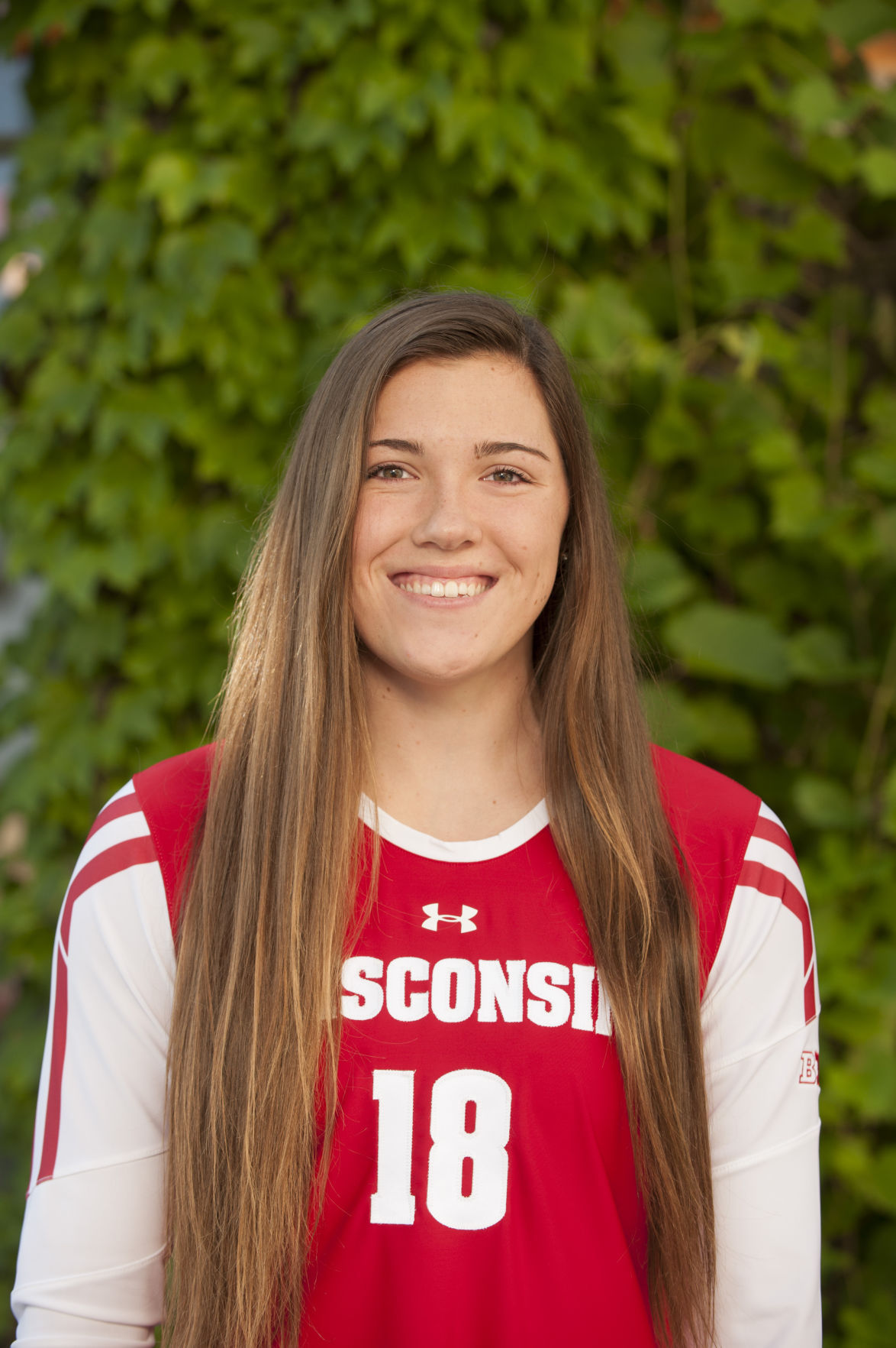 Badgers volleyball Danielle Hart and Mariah Whalen look forward to
