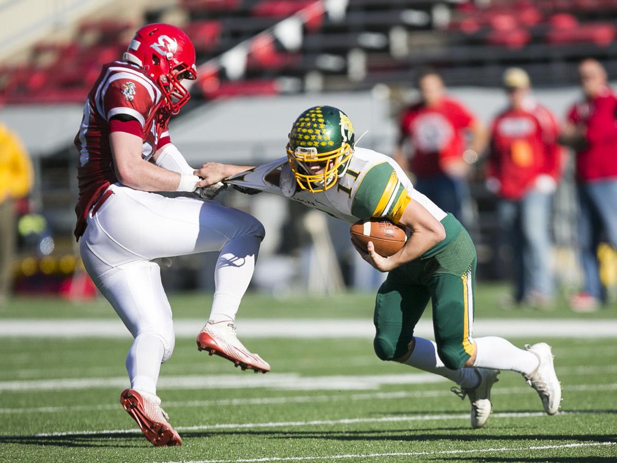 WIAA Division 4 football St. Croix Central rushes for 371 yards in