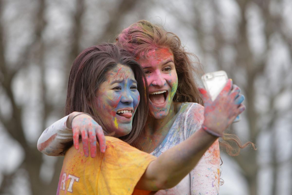 06Holi0292AJA