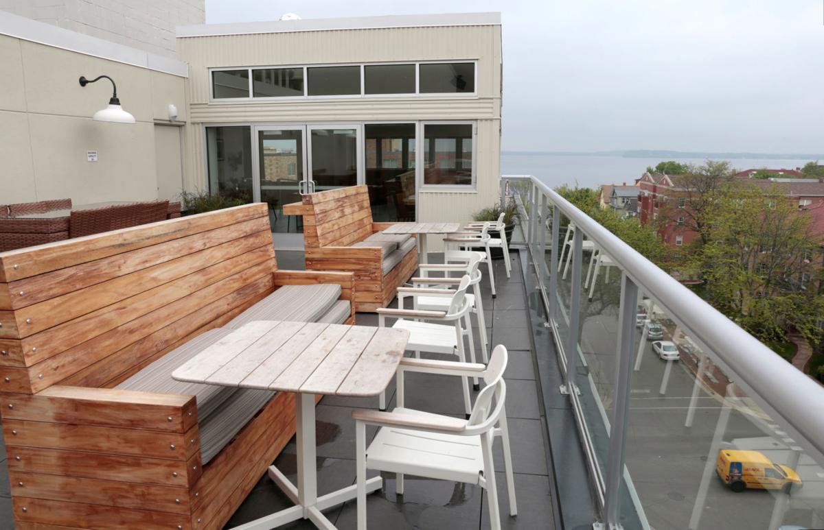 Restaurant Review 10 Places To Dine Alfresco In And