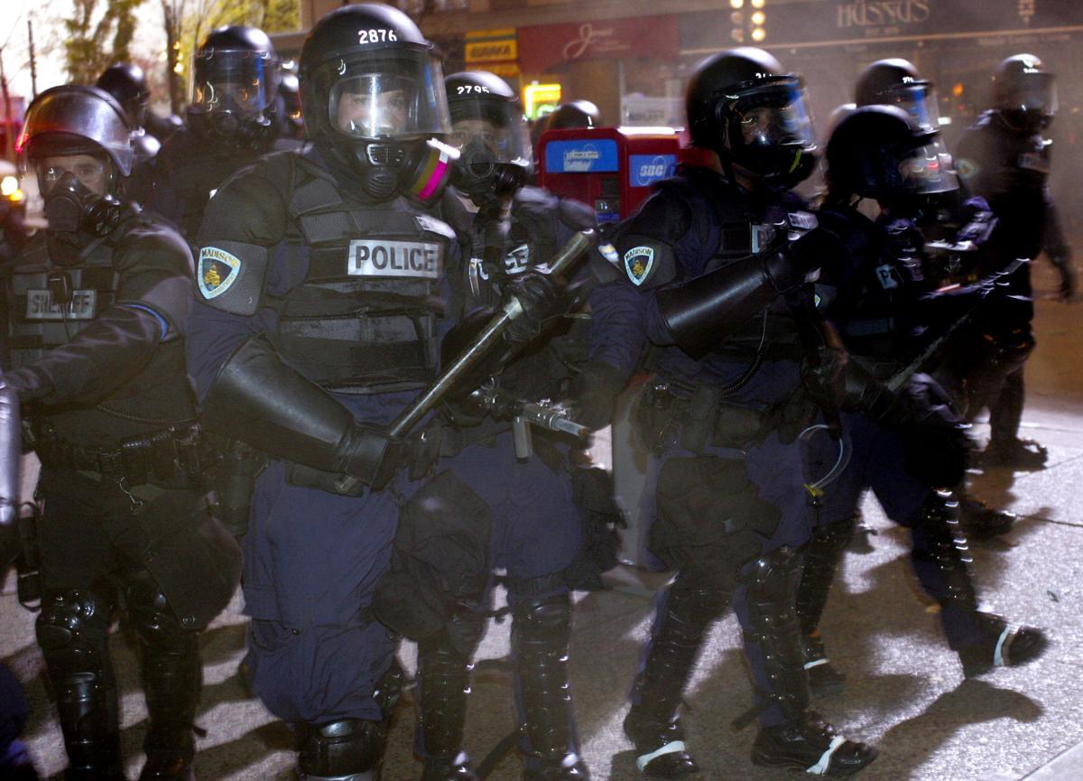2005 HALLOWEEN POLICE HAZE