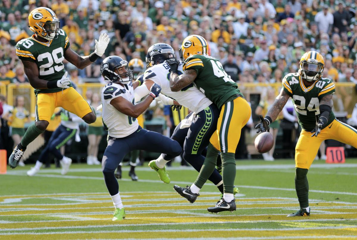 2017-09-10-Packers Seattle 01a-09132017212546
