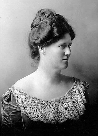 Belle Case La Follette