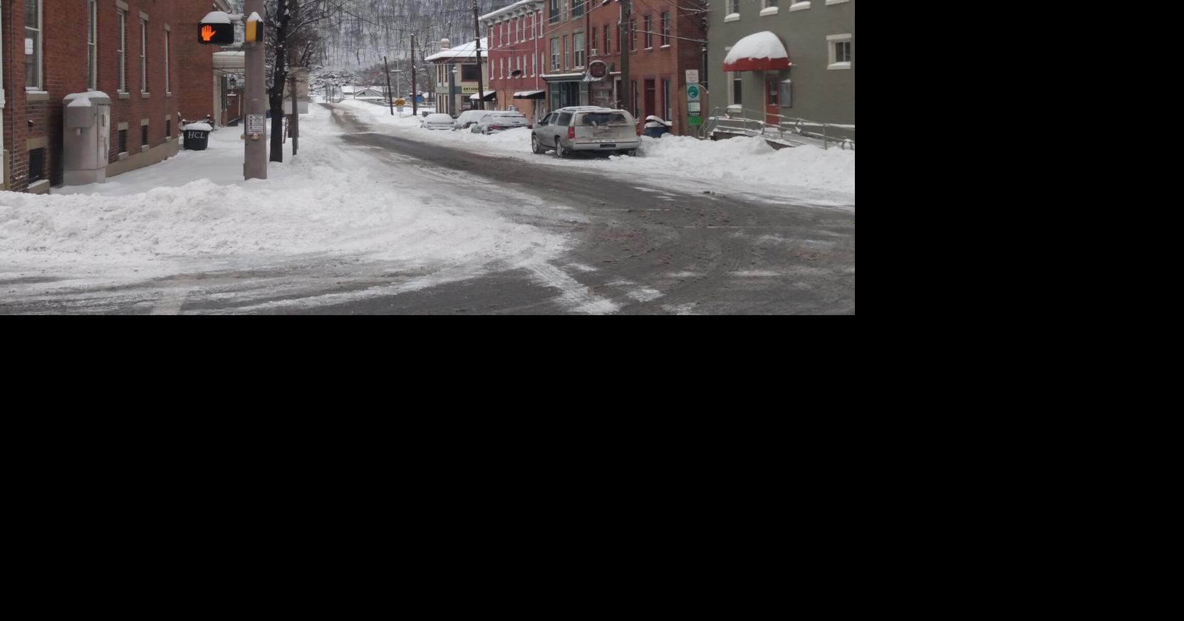 Storm dumps snow on county | Local | huntingdondailynews.com