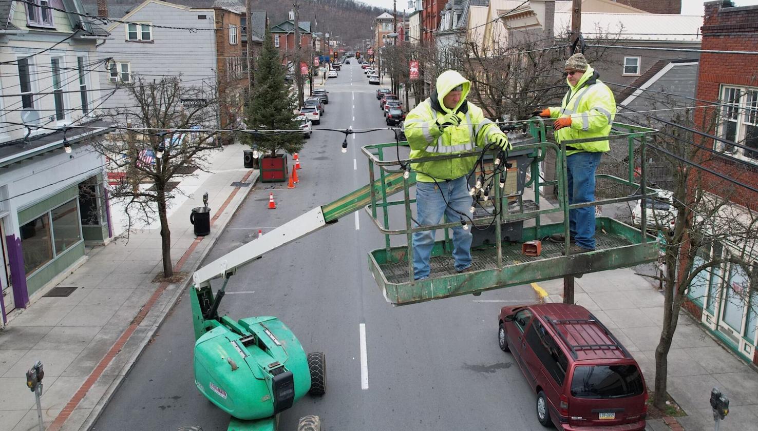 New lights have vintage look Local