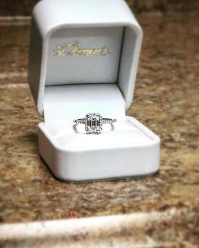 Traditional Wedding Rings Still Reign Supreme Huntingdondailynews Com