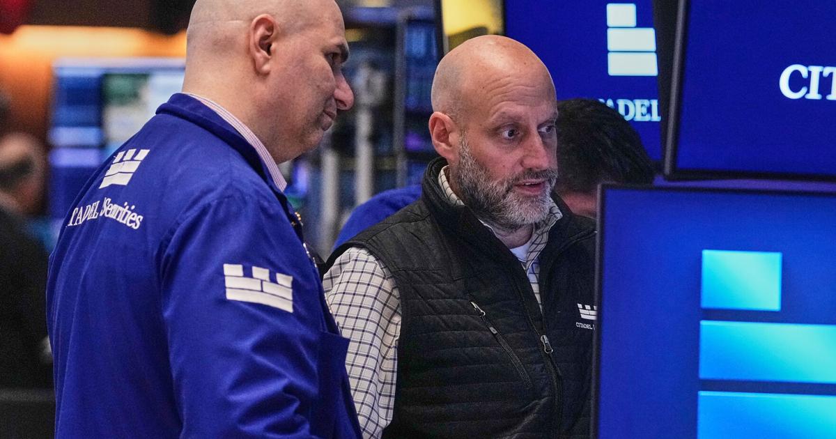 Oil prices up, stocks still at records