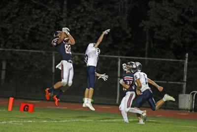 Bearcats Got To The Air To Beat Huskies 20 6 Local