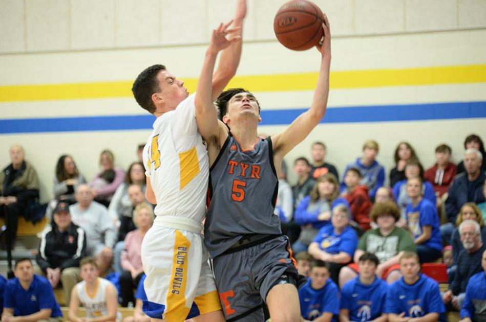 Golden Eagles Soar Past United In Blowout 78 23 Sports Huntingdondailynews Com