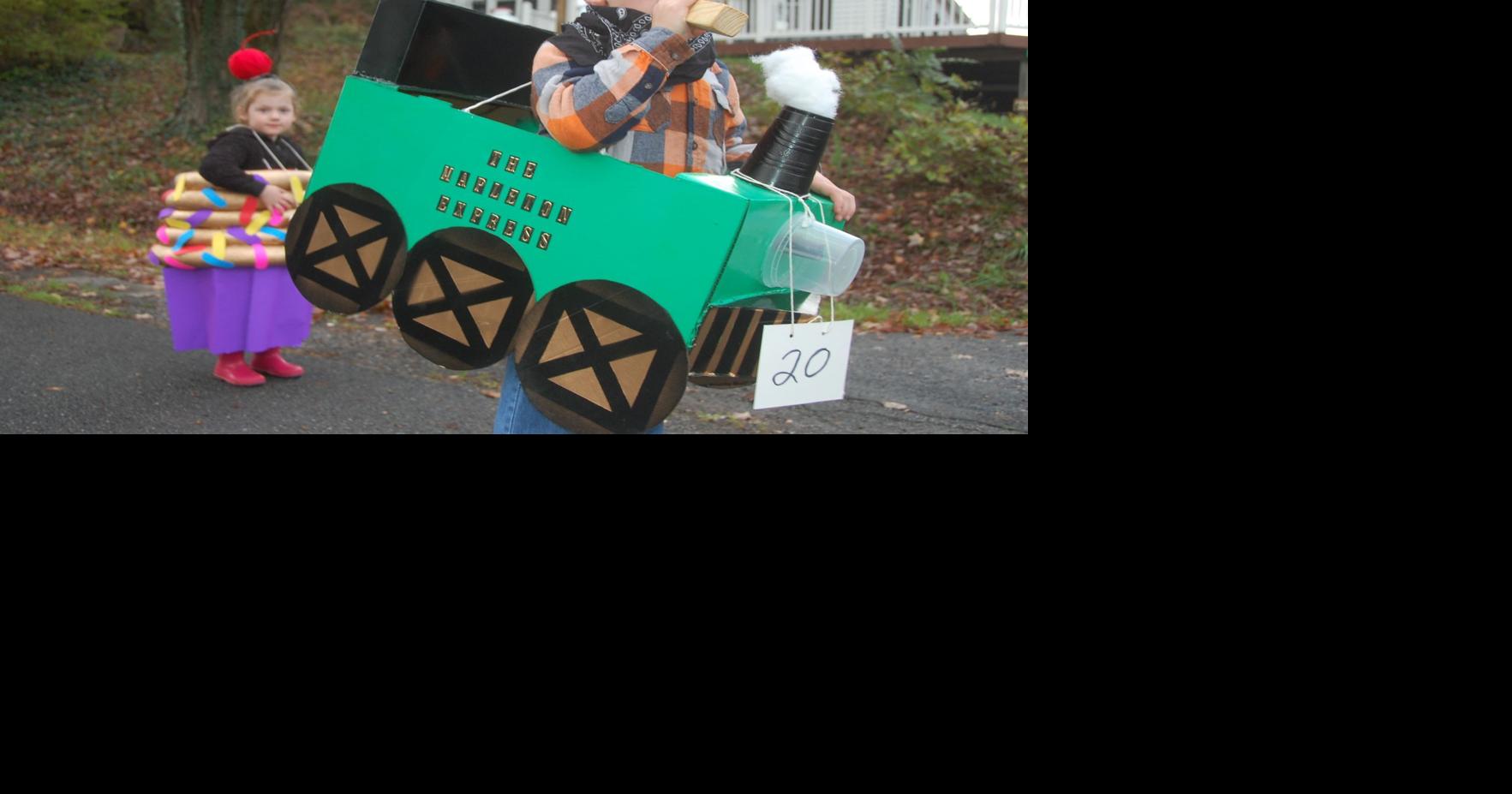 Mapleton parade ushers in Halloween Local