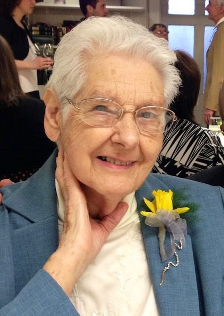 Lucille Park Dell | Obituaries | Huntingdondailynews.com