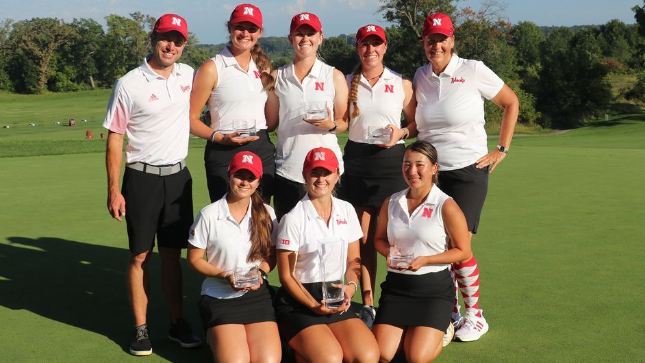 Husker women's golf shoot into national polls behind hot start