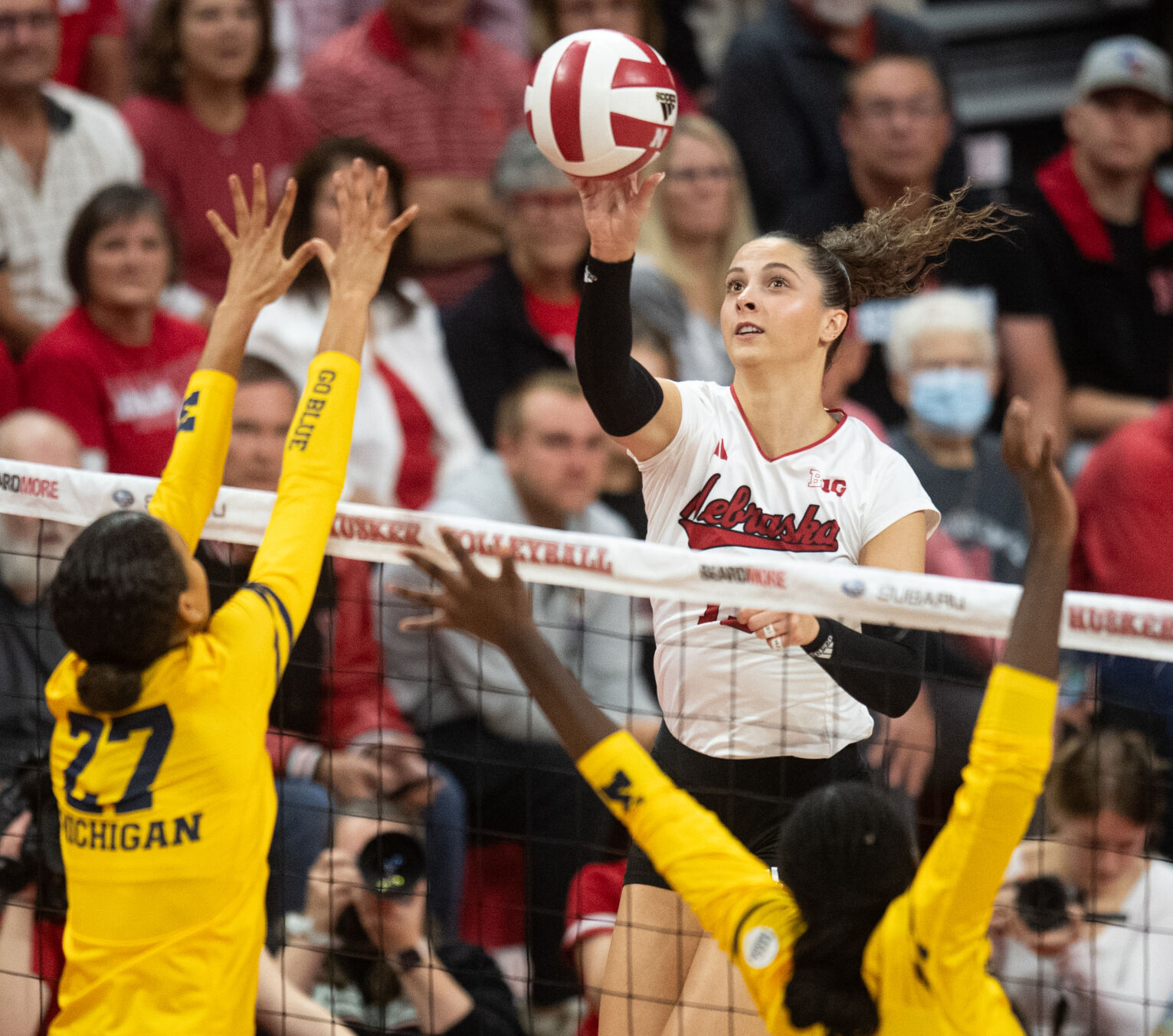 Nebraska Volleyball Clinches Share Of Big Ten Title