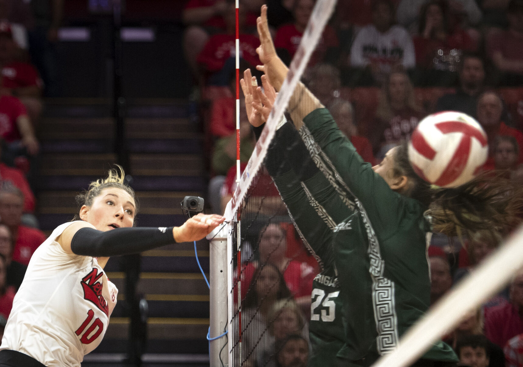 John Cook Notches Win No. 800 As Nebraska Sweeps Michigan State