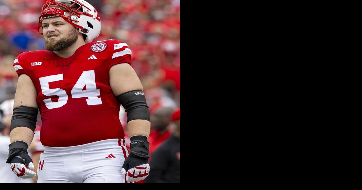 Bryce Benhart to tie Nebraska football record on Oline