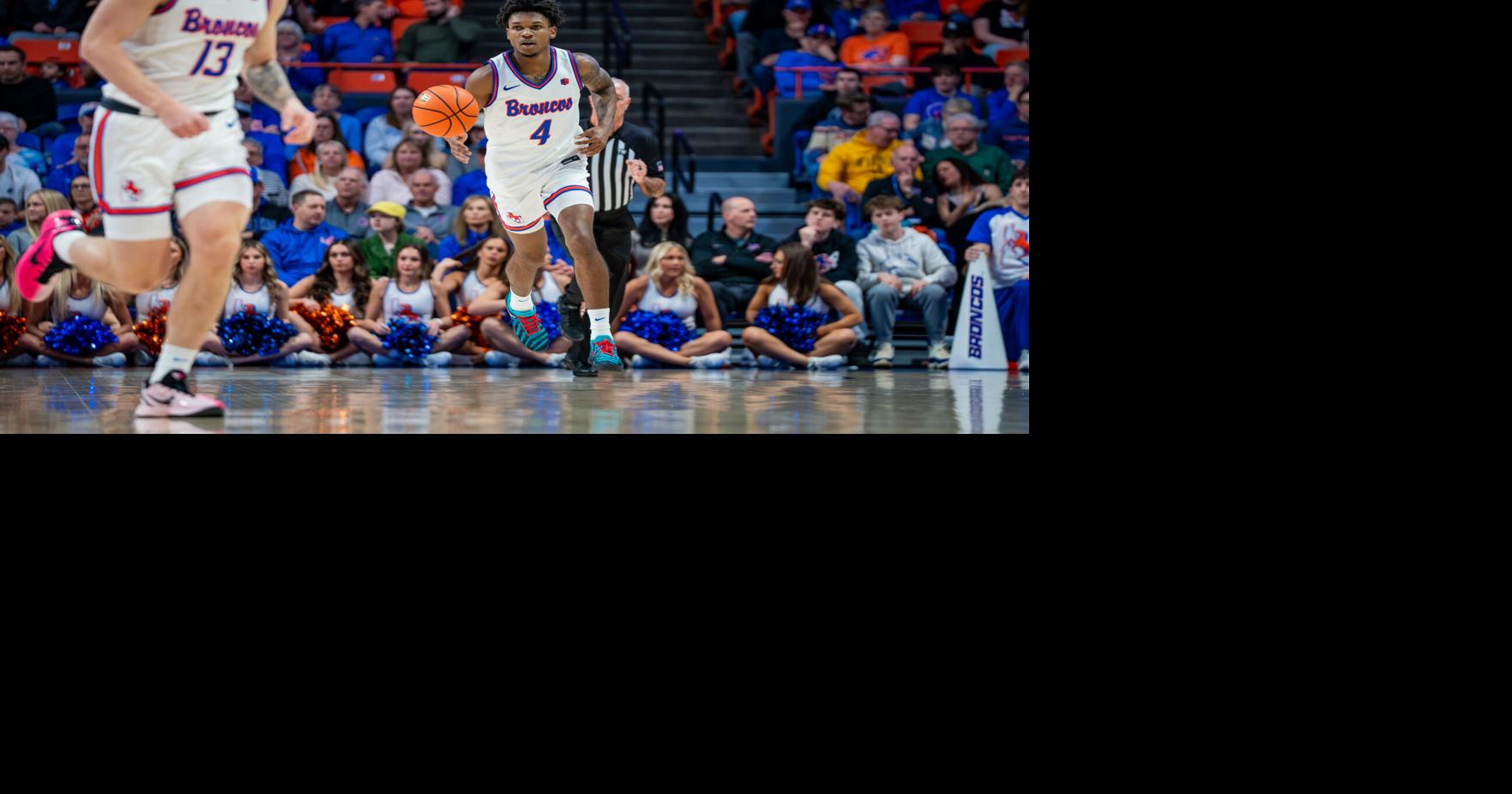 Late first-half run propels Broncos to win over Wyoming | Boise State ...