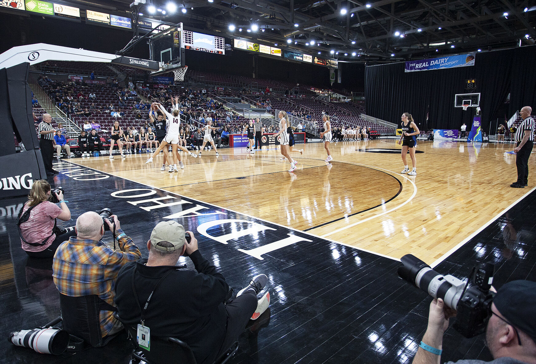 PHOTOS: High School Girls Basketball State Tournaments Tip Off | Local ...