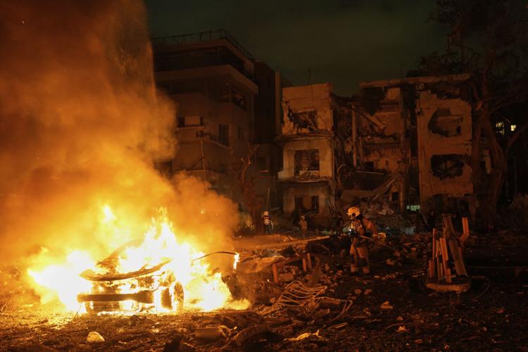 Waarom valt Israël nu aan Na Hamas en Hezbollah wil regering Iran