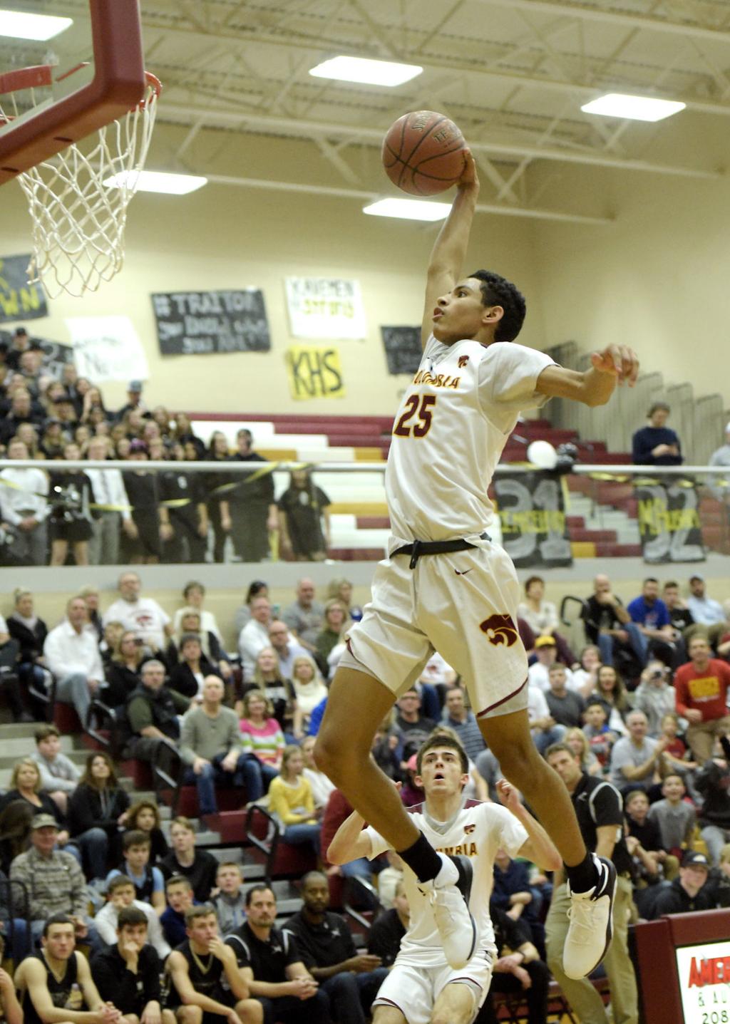 No 5 Columbia Boys Basketball Upends Kuna 71 60 For Fifth