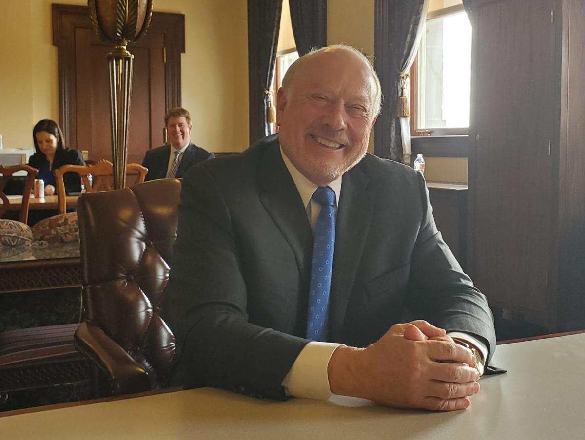 VanderSloot backs effort to keep Republican Senate State news