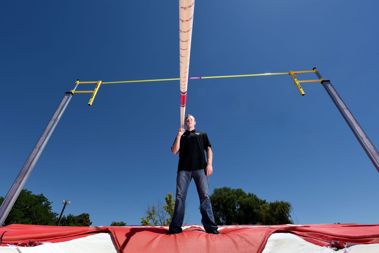 northwest pole vault