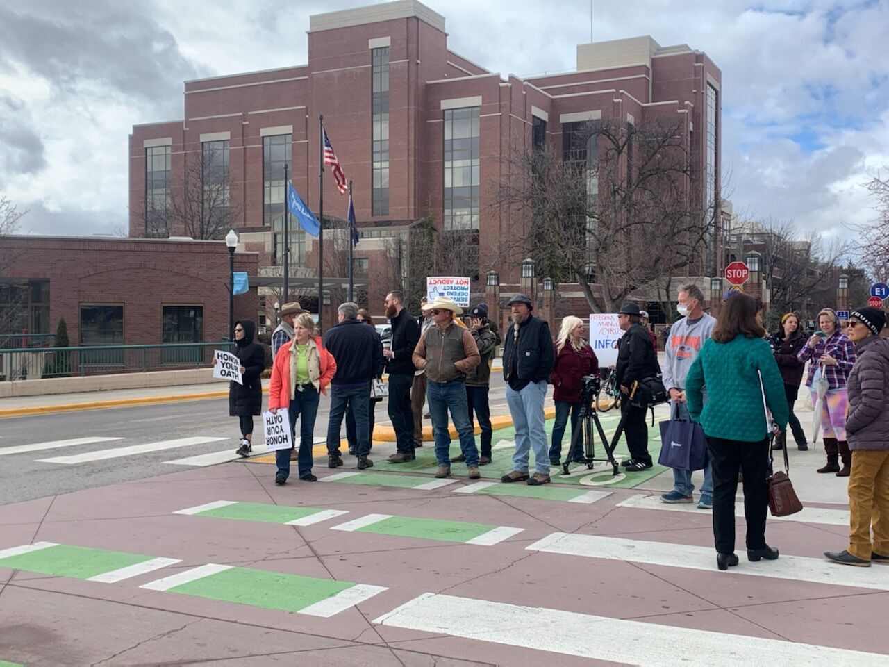 Protest at St. Luke's over 'medical kidnapping' | News | idahopress.com
