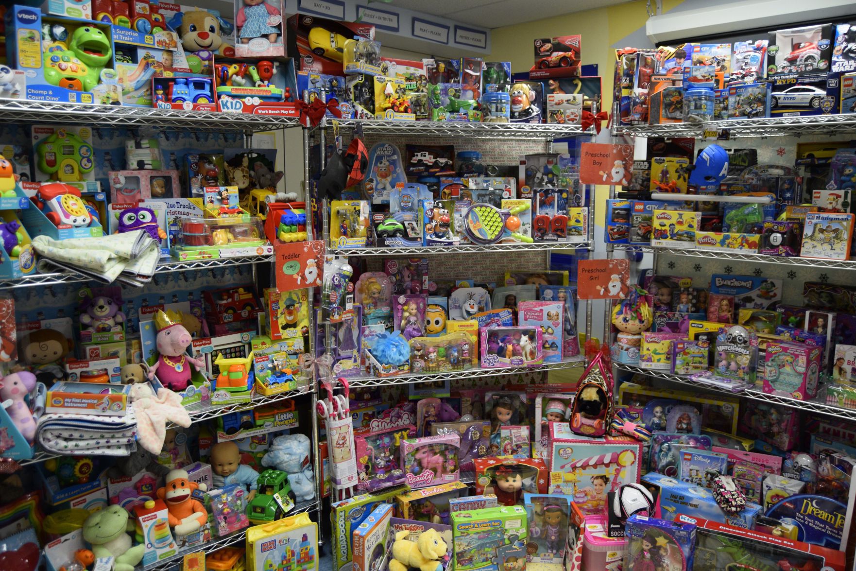 the toy box store