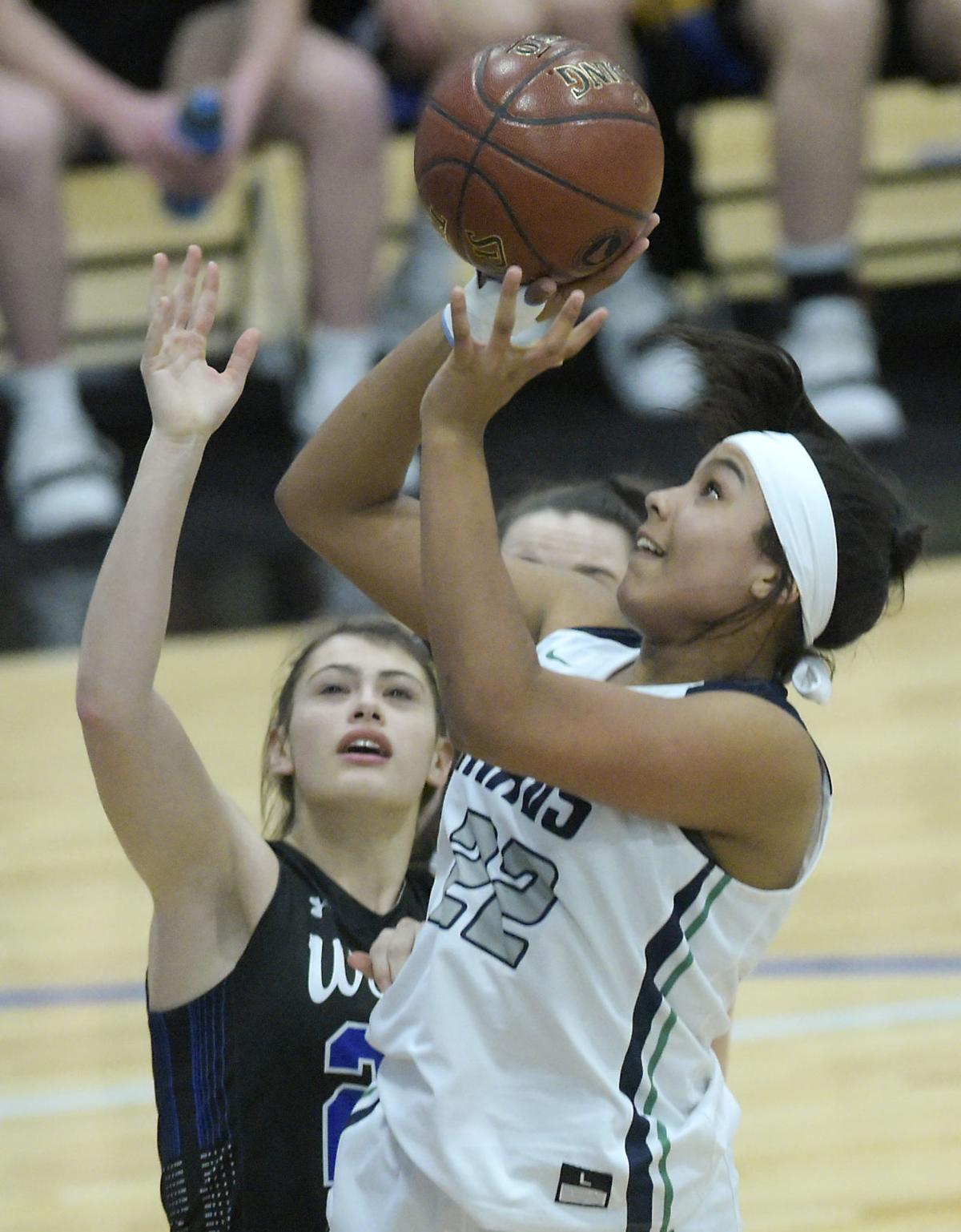 No 1 Mountain View Punches Ticket To State With 61 50 Win Over No