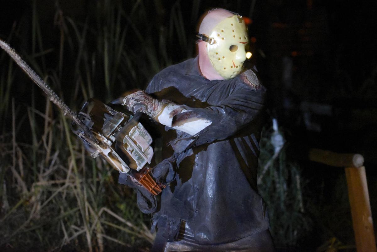 Who S Goin Chicken Hunting A Look Behind The Scenes At The People Who Bring Haunted World To Life Local News Idahopress Com
