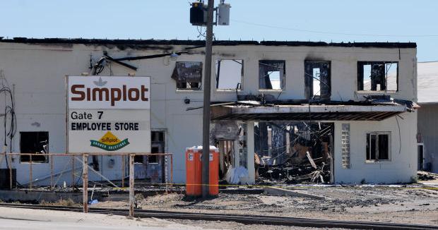 Simplot building burns in Caldwell | Members | idahopress.com