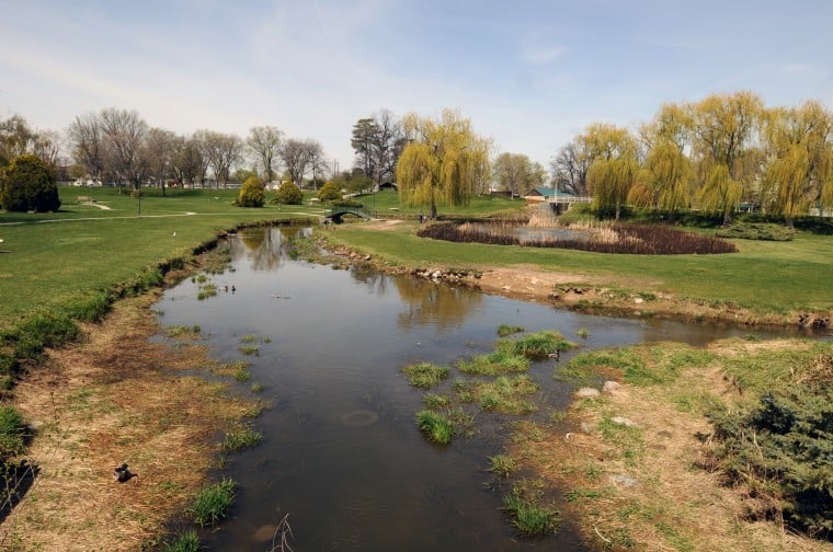 Idaho DEQ monitors Mason Creek in Lakeview Park after Nampa oil