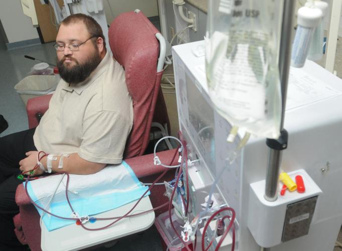 Kidney patient, advocate John Carter stays positive Members