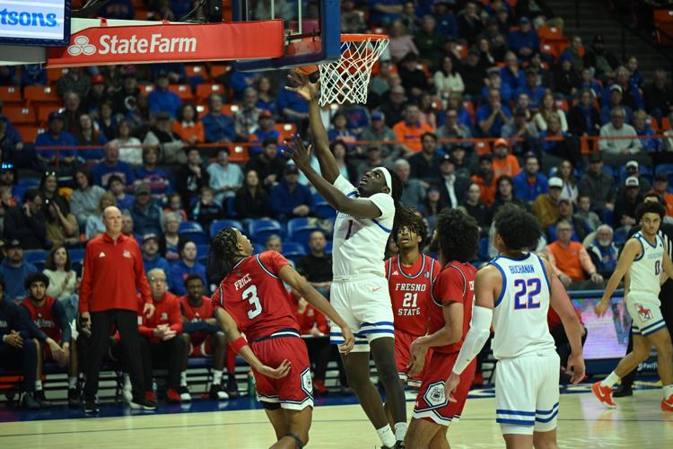 Broncos top Fresno State with contributions all over the court Boise