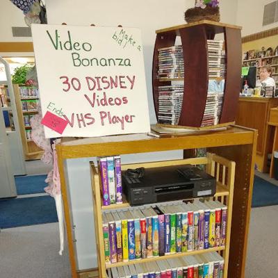 Sshh – silent auction at the Library