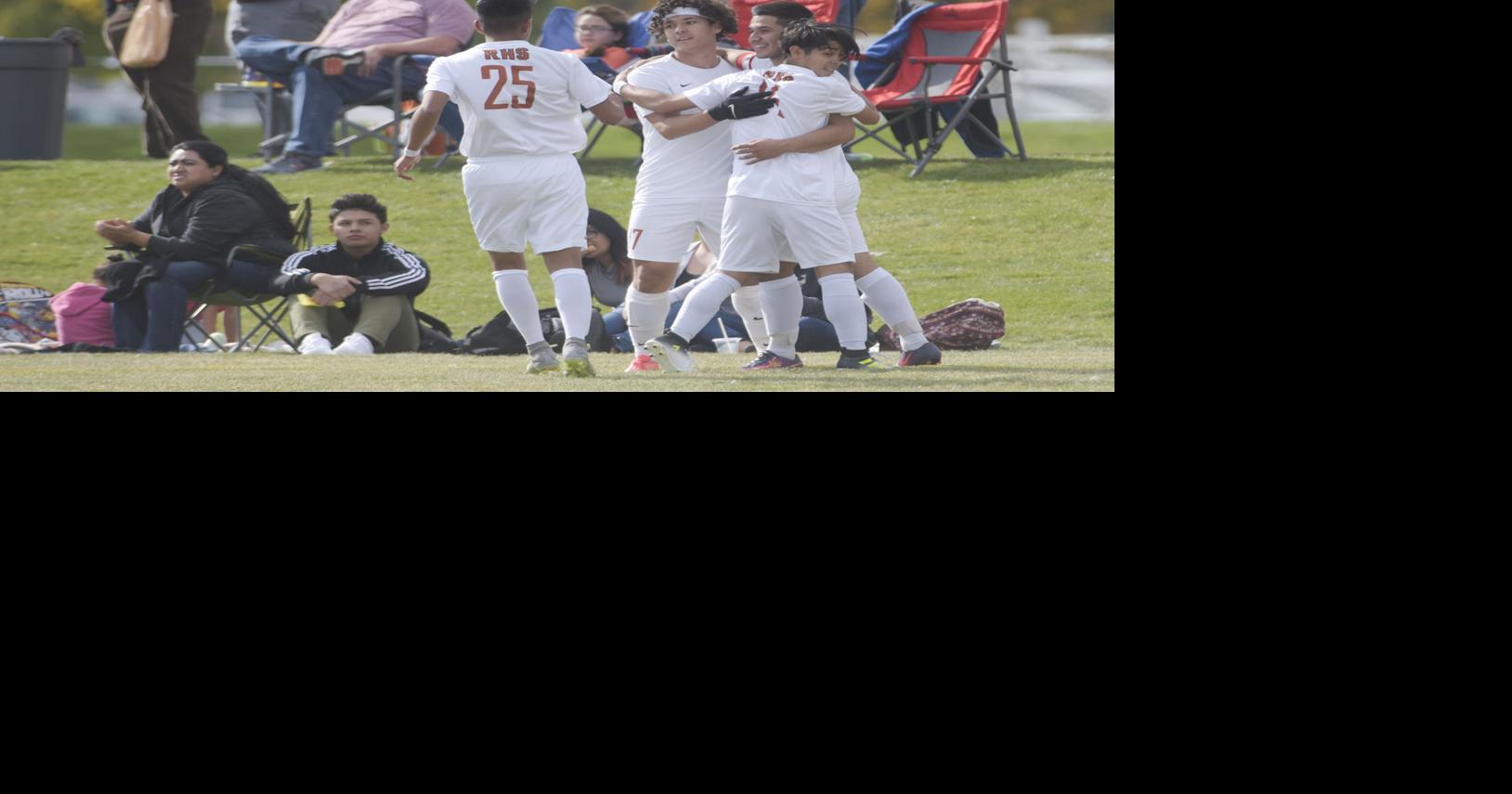 Ridgevue boys soccer starts state tournament off on the right foot ...