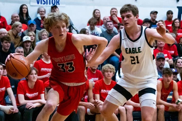 Owyhee storms past Eagle in 5A District III title game High School