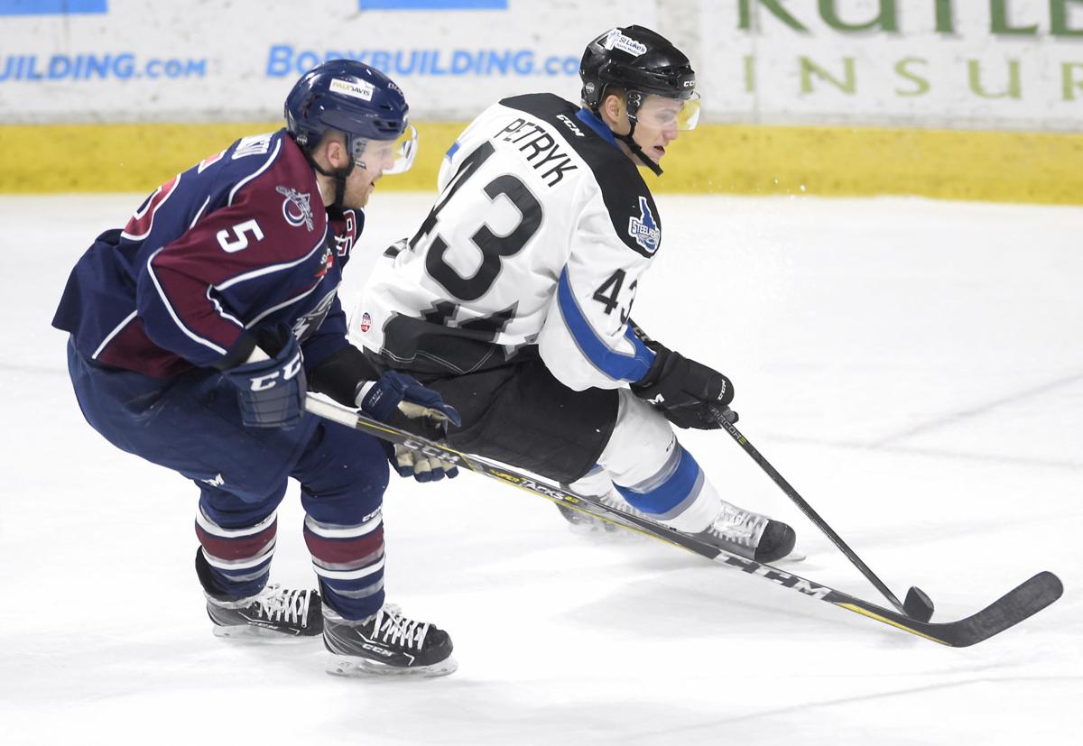 Memorial Cupwinning line finds success reconnecting in Idaho