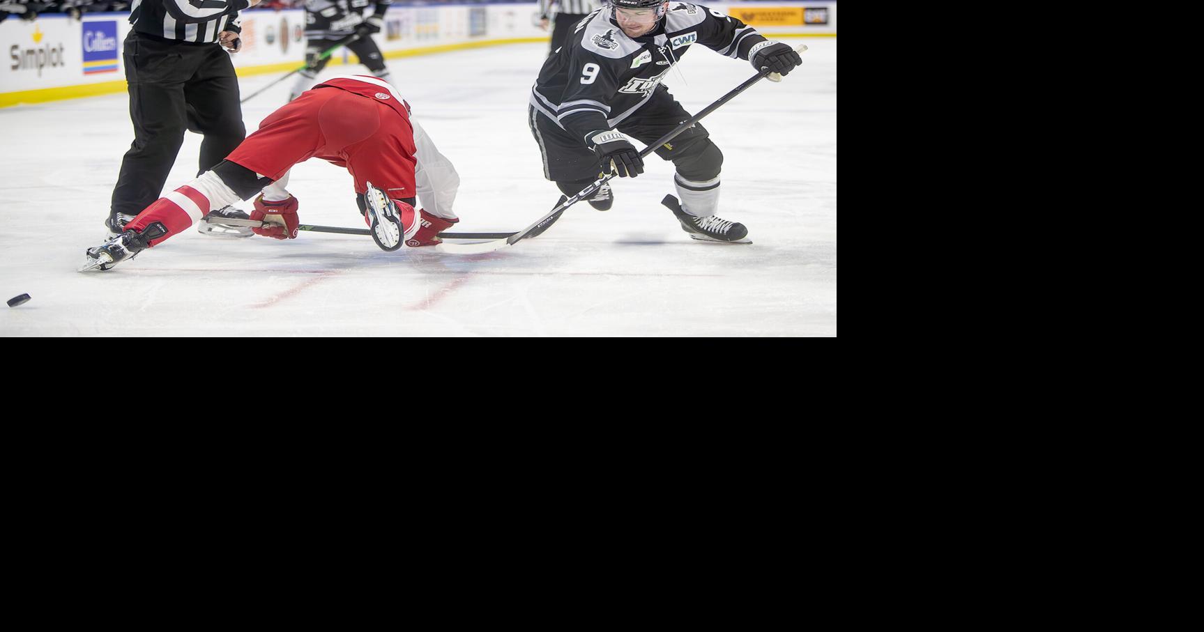 Top line catches fire, Barczewski plays hot as Steelheads avoid elimination in Game 4