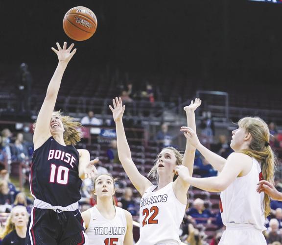 Brave rely on senior leadership to advance to semifinals High School