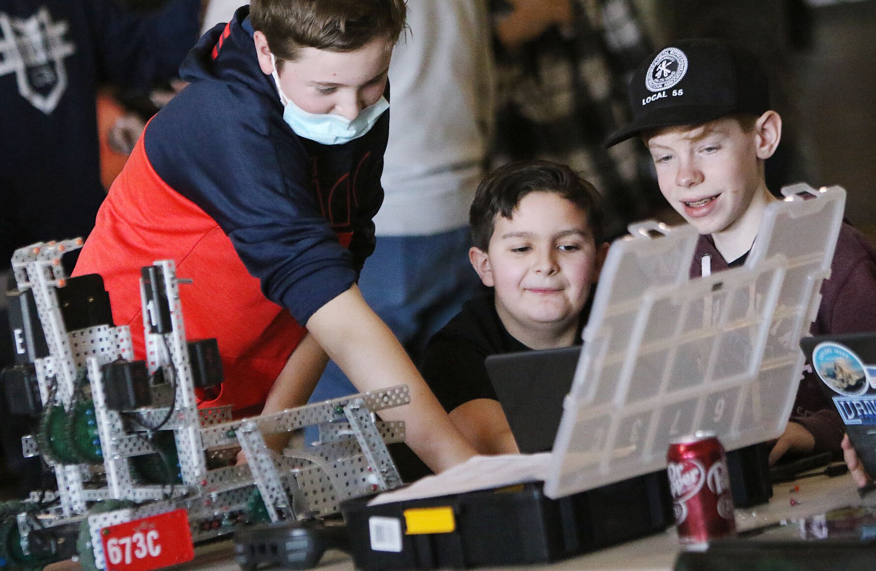 Nampa School Hosts Idaho's First Middle School Robotics State ...