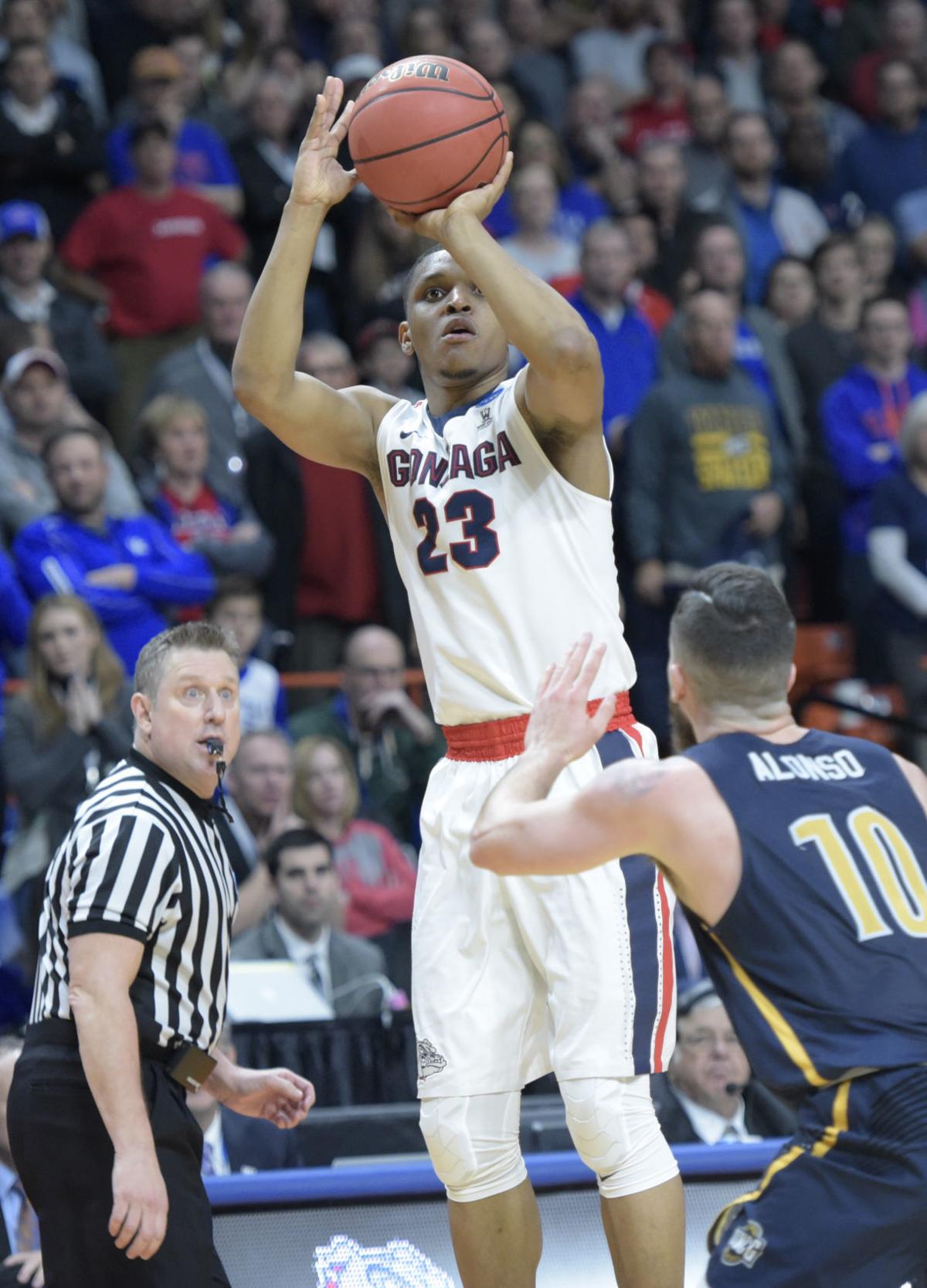 Gonzaga Uses Redshirt Year To Introduce Players To Team S Culture Sports Idahopress Com