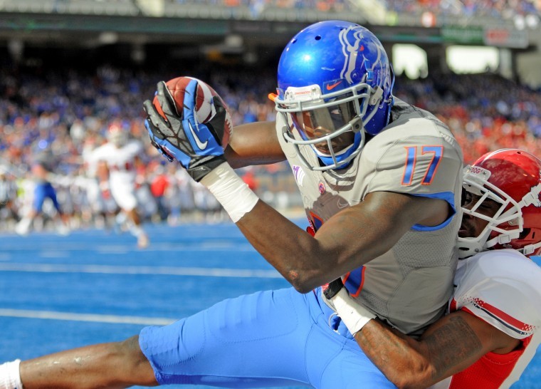 Boise State is back in black: The Broncos bring back their black uniforms