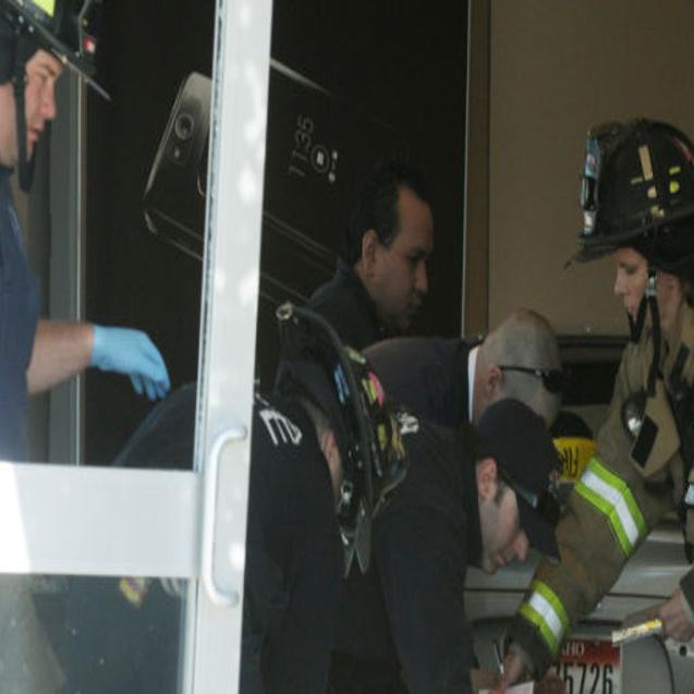 Car Crashes Through Front Door Of Nampa Verizon Wireless Store