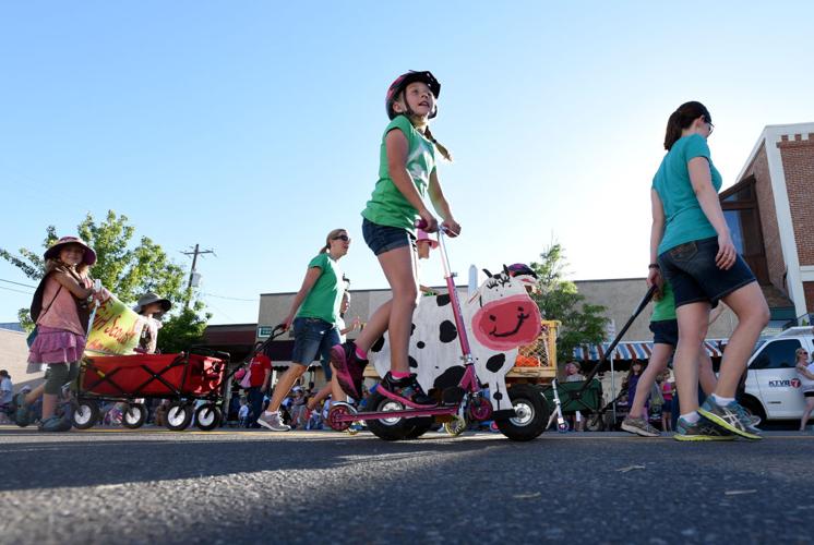 Thousands come out for Meridian Dairy Days Parade Local News