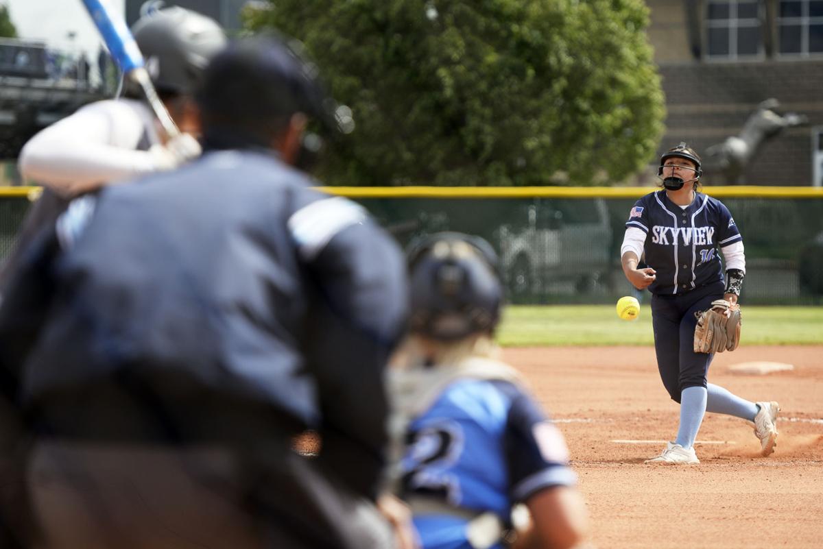 Skyview Eagle SOFTBALL01.JPG