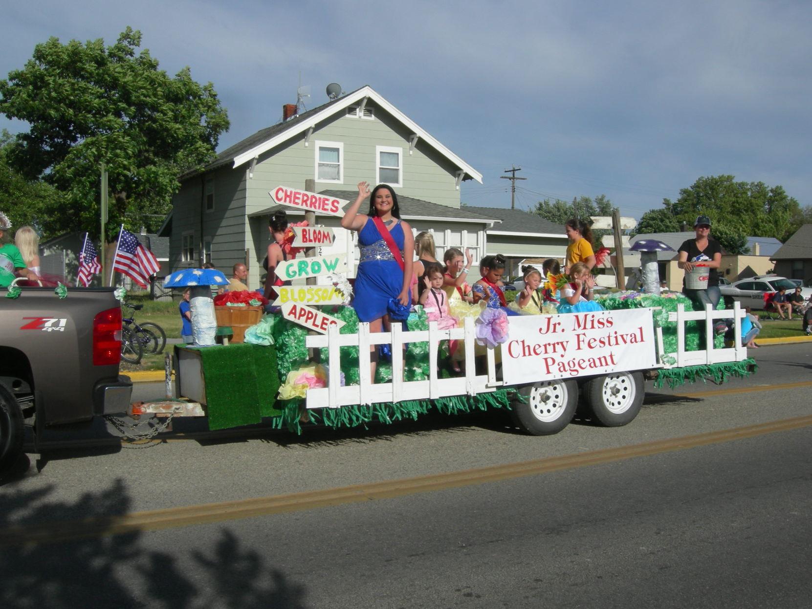 Enter A Float In The Cherry Festival Parade Community News Idahopress Com