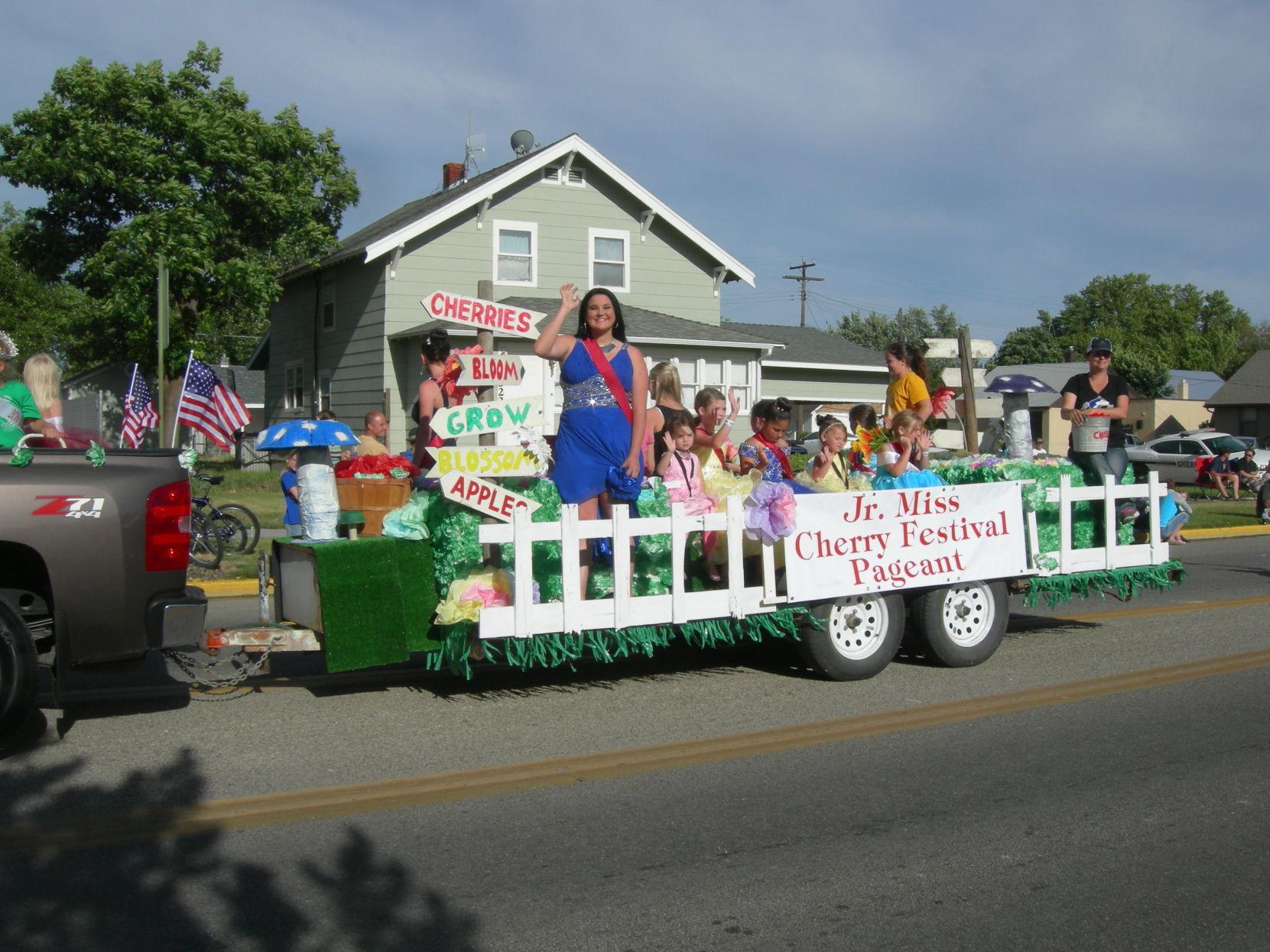 Enter A Float In The Cherry Festival Parade Community News Idahopress Com Enter A Float In The Cherry Festival Parade Community News Idahopress Com
