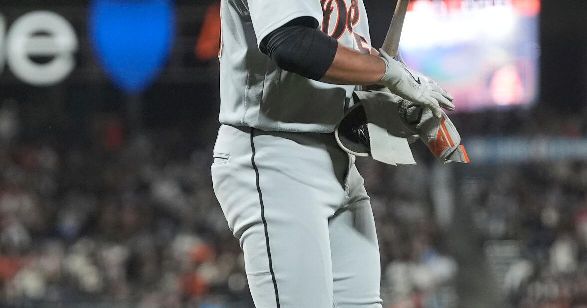 Tigers Giants Baseball